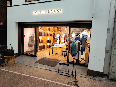 マザーハウス 神戸元町店